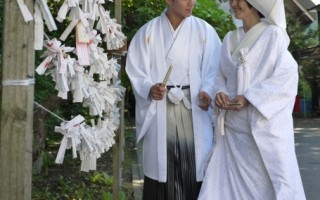 戴祖雄体验日本传统婚礼 兴起闪婚念头