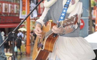 《小女孩》改版傳佳績 張芸京淋雨開唱