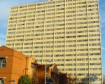 維省政府點地為金 公屋地上起私房