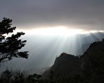 嘉義阿里山悠揚樂音迎第一道曙光