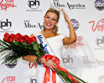 2013年1月12日，來自布魯克林區的紐約州小姐哈根（Mallory Hytes Hagan）擊敗各州佳麗，成為第92屆美利堅小姐（Miss America）。（David Becker/Getty Images）