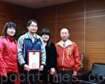 苗縣慢壘捐白米  食物銀行助弱勢