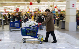 圖為德國一家超市內 (LIONEL BONAVENTURE/AFP/Getty Images)