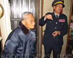 员警长期照顾独居老人
