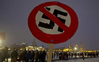 德国德累斯顿市民组人墙反新纳粹