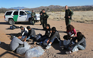 囊中羞澀 美國移民局釋放2千多非法移民