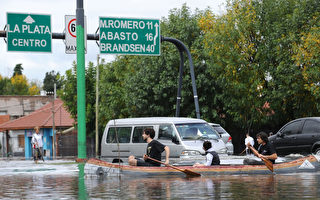阿根廷暴雨 至少52死 毁数千栋房屋