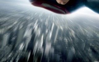 《超人：钢铁英雄》海报亮相 全速飞天