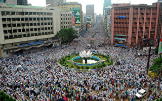 孟加拉50万人要求伊斯兰治国 万余军警戒备