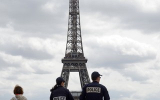 巴黎保護遊客 增加警力部署
