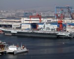 最近,日本杂志《SAPIO》7月号以钓鱼岛主权争端为主题,专题模拟海战情景,得出结论中共辽宁号航母不堪一击。图为中共航空母舰“辽宁号”。(大纪元资料室)