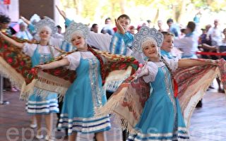 童玩节首场国家日 俄罗斯舞团表演