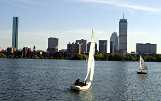 50年来首次 波士顿查尔斯河开放游泳