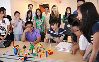 搭积木 建设华埠 华埠服务社暑期班寓教于乐