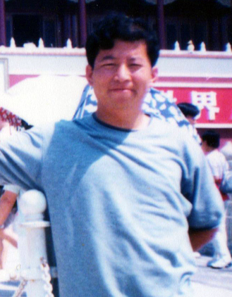 已被中共迫害致死的法轮功学员梁振兴(图片来源:明慧网) 已被中共迫害致死的法轮功学员梁振兴(图片来源:明慧网)