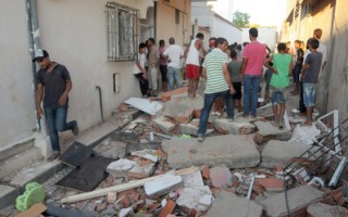 突尼西亚3炸弹威胁 武装份子挑衅军方