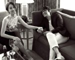 李炳宪（右）日前公开与李珉廷的婚照。（图/MSteam Entertainment提供）