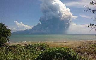 印尼东部火山喷发  至少3死