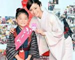 濱田茲音與上戶彩宣傳新片《阿信》。(圖/海鵬提供)