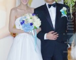 宋纪妍和老公麦升阳在台北补办婚宴。(黄宗茂/大纪元)