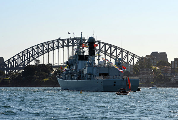 澳洲皇家海軍100年慶典,17個國家的20多艘戰艦分別駛入悉尼港(攝影/Getty Images) 澳洲皇家海軍100年慶典,17個國家的20多艘戰艦分別駛入悉尼港(攝影/Getty Images)