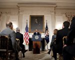 10月17日美国重开政府，奥巴马总统10月17日在白宫发表讲话表示，在这场预算之争中“没有赢家”。（ AFP PHOTO / Saul LOEB）