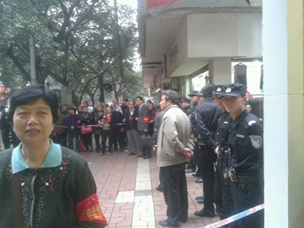 簡陽市法院大門外(知情人提供) 簡陽市法院大門外(知情人提供)