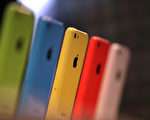 台灣公平會今天針對蘋果亞洲公司銷售iPhone限制綁約價格，開罰新台幣2000萬元罰鍰，為全球首宗案例。 (Justin Sullivan/Getty Images)
