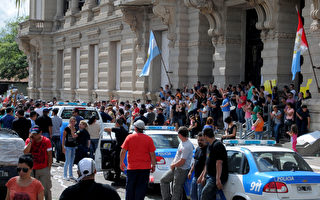 阿根廷警察罢工哄抢一周损9千万美元