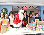 美华防癌协会圣诞节联欢12月14日在法拉盛医院举行。（摄影：杜国辉/大纪元）