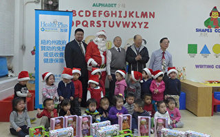 中华总商会加健健保 为小朋友送圣诞礼物