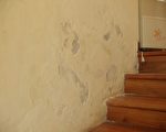 墙面上出现壁癌，根本原因不在表层的油漆与批土，而是在油漆与批土之下的水泥砂浆层。（图：成大昶闳科技提供）