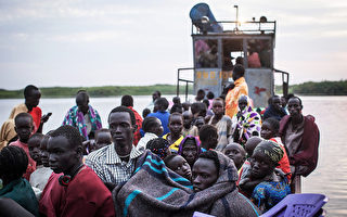 南苏丹逃难渡轮沉没近300人死亡
