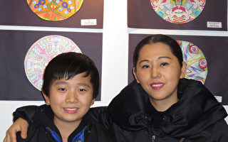 長島抽像畫展 華裔少年獲好評
