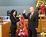 黃維剛、梁僑漢接任蒙市正副市長