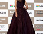 孔孝真2012年出席韓國電影青龍獎頒獎禮資料照。（Chung Sung-Jun/Getty Images)