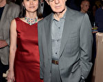伍迪•艾伦与妻子宋宜2013年于纽约。（Mike Coppola/Getty Images for Hugo Boss）