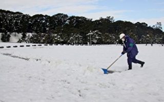 大雪再袭日 自卫队至东京救灾