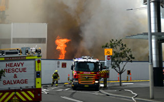 悉尼Barangaroo工地发生大火