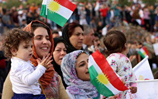 埃尔比勒节 库尔德人纪念反独裁23周年（组图）