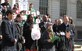 市议员立法 拟对塑料袋和纸袋收费