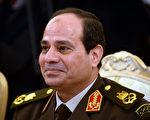 埃及国防部长施思（Abdel Fattah al-Sisi）26日正式请辞，打算竞选总统。图为2月13日，施思访俄。（VASILY MAXIMOV／AFP）