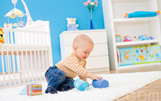 研究：多彩环境有助开发宝宝智商