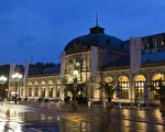 德國巴登巴登歌劇院是德國第一大，歐洲第二大歌劇院。（Matthias Kehrein/大紀元）