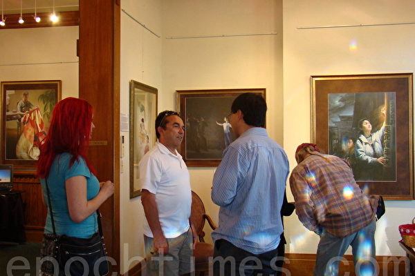 慶世界法輪大法日 猶他州舉辦真善忍畫展