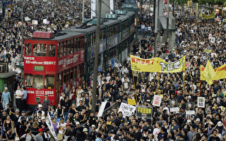 組圖：歷年香港七一遊行回放
