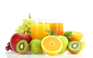 顧健康補充維生素 吃水果比喝果汁更營養