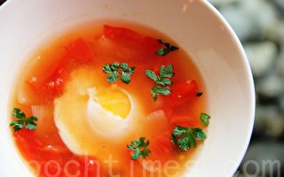 【舞动味蕾】义式蕃茄水波蛋汤