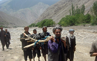 阿富汗山区洪灾 死者增至81人