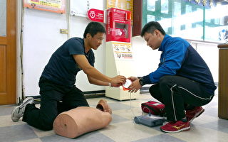 警局全面加裝AED　救人黃金時間不浪費